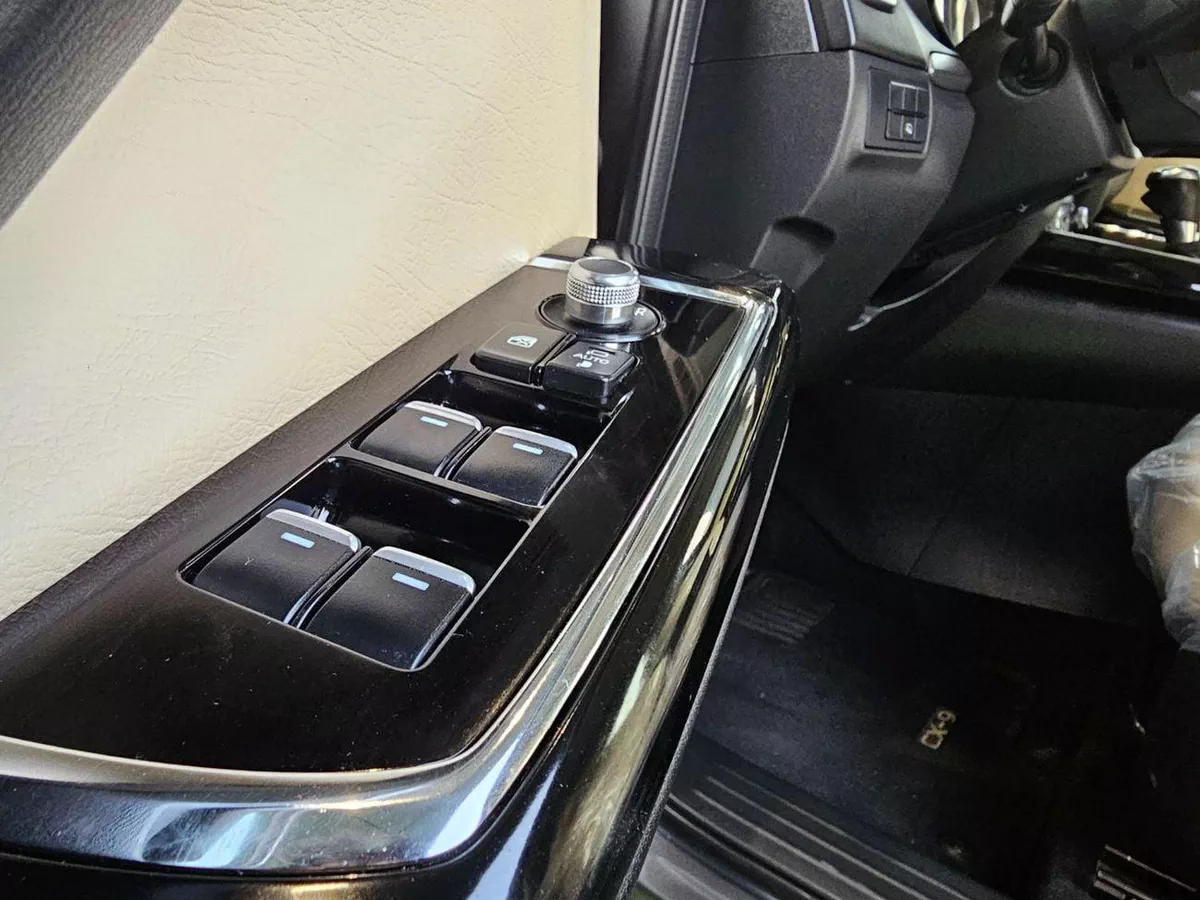 Mazda CX-9 GT CX-9 / 2.5L AWD GCC / LEATHER SEATS / LOW MILEAGE / MINT CONDITION-13-0
