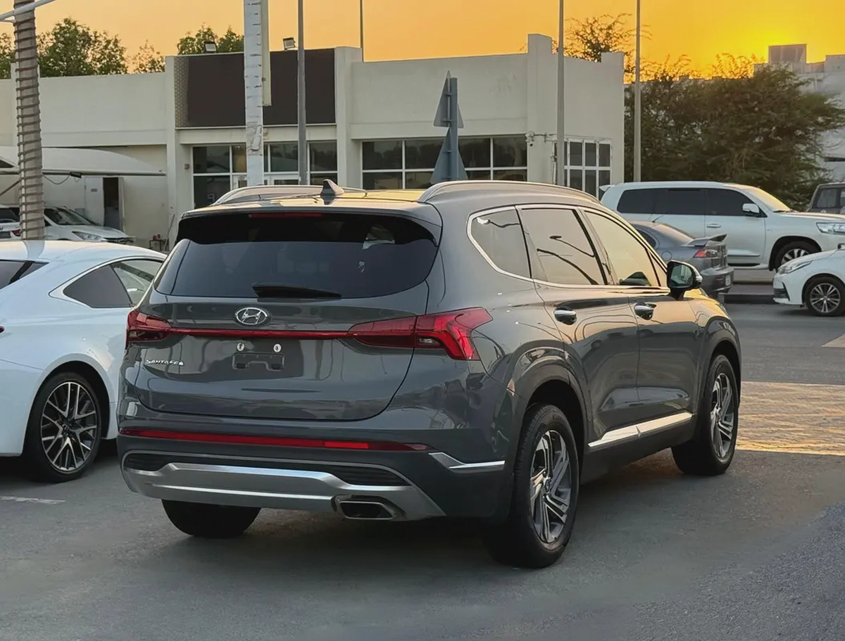 HYUNDAI - SANTA FE - 2023 - SEL PREMIUM - V4 - 2,5L - AMERICAN SPECS VERY GOOD CONDITION-5-5