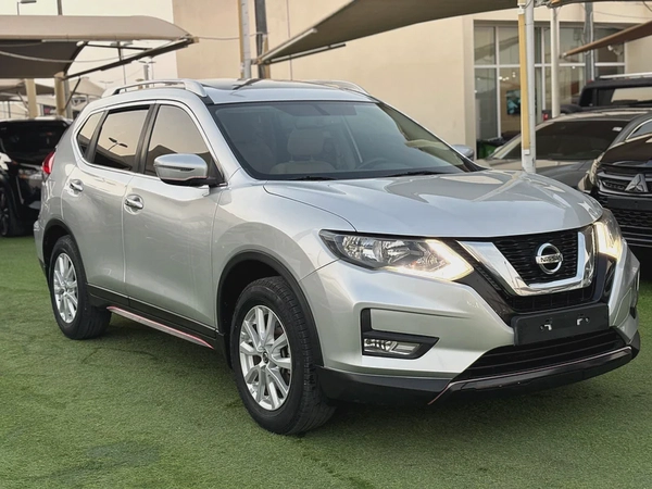 NISSAN X-TRAIL—2018–7 SEAT GCC—FREE ACCIDENT—FULL OPTIONS—LOW MILAGE—EXCELLENT CONDITION