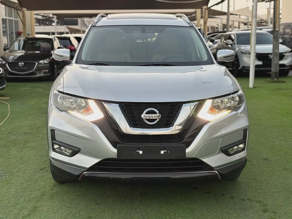 NISSAN X-TRAIL—2018–7 SEAT GCC—FREE ACCIDENT—FULL OPTIONS—LOW MILAGE—EXCELLENT CONDITION