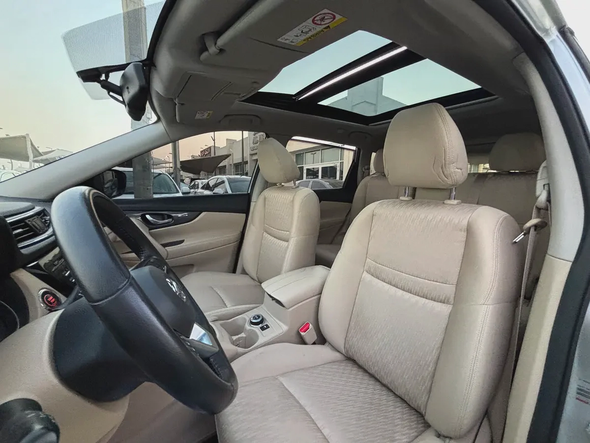 NISSAN X-TRAIL—2018–7 SEAT GCC—FREE ACCIDENT—FULL OPTIONS—LOW MILAGE—EXCELLENT CONDITION-11-11