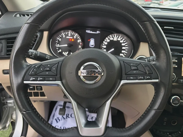 NISSAN X-TRAIL—2018–7 SEAT GCC—FREE ACCIDENT—FULL OPTIONS—LOW MILAGE—EXCELLENT CONDITION