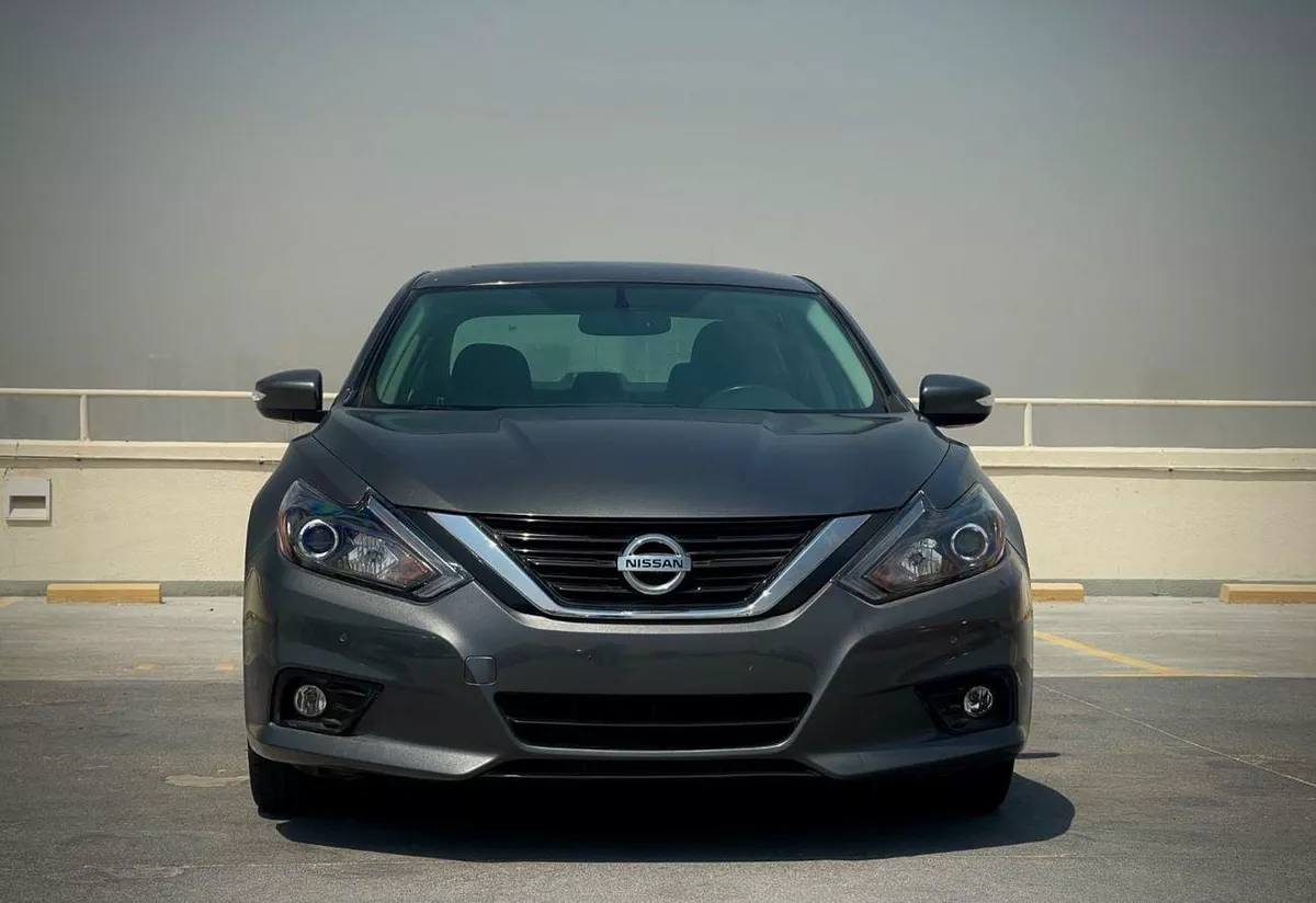 Nissan Altima SL V6 3.5l-2-0