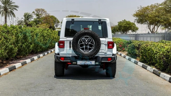 ( 5 Years Warranty + 3 Years Service ) 2025 Jeep Wrangler Rubicon 2.0L Turbo 4x4 GCC