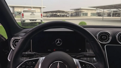 Mercedes C200 2023 Low mileage-9