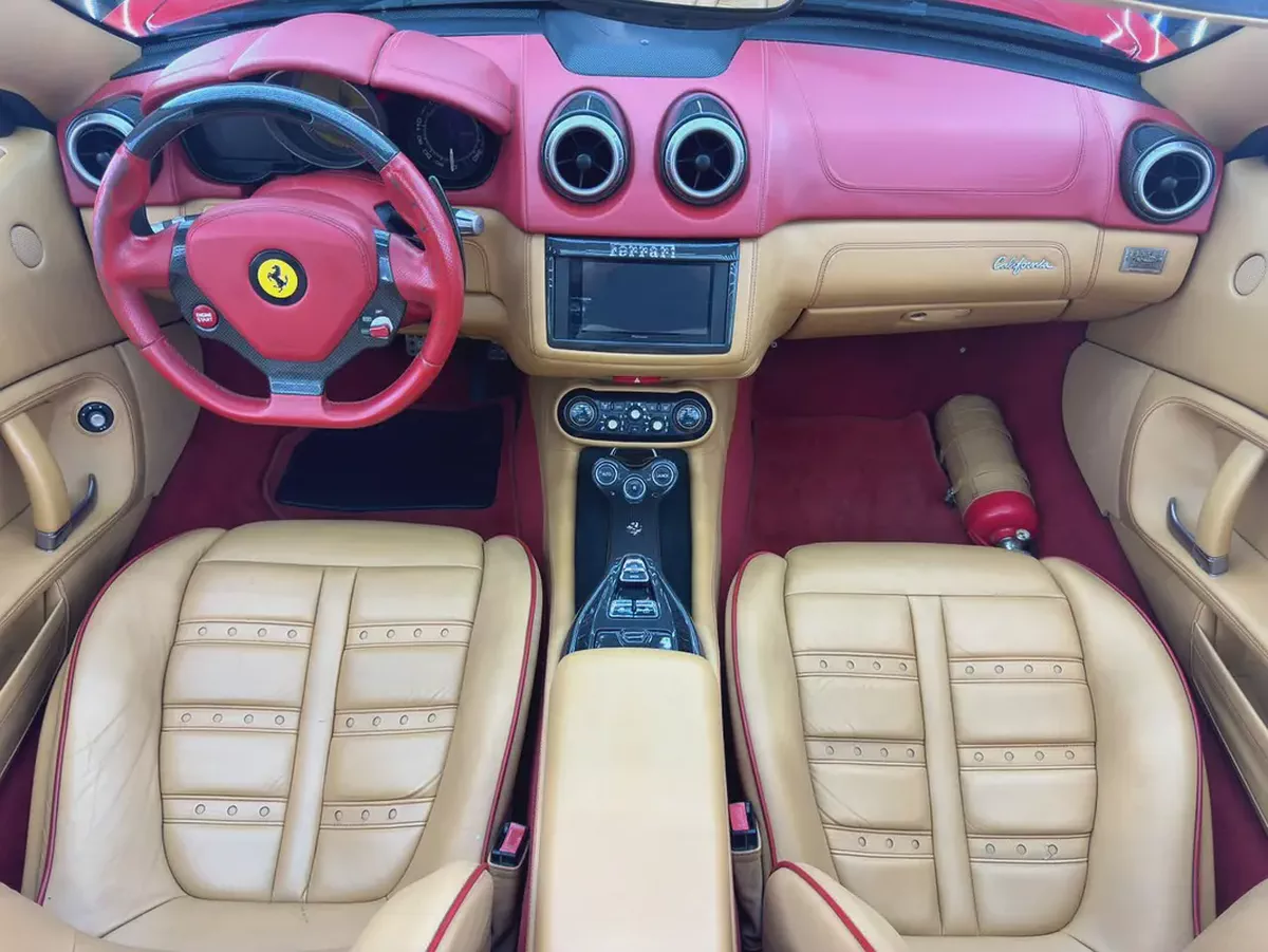 2012 Ferrari California | Standard | GCC-15-15