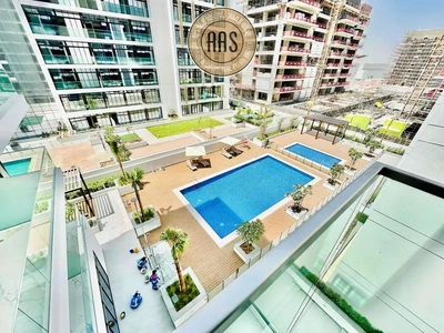Pool view •• great community •• hot offer •• chiller free-0