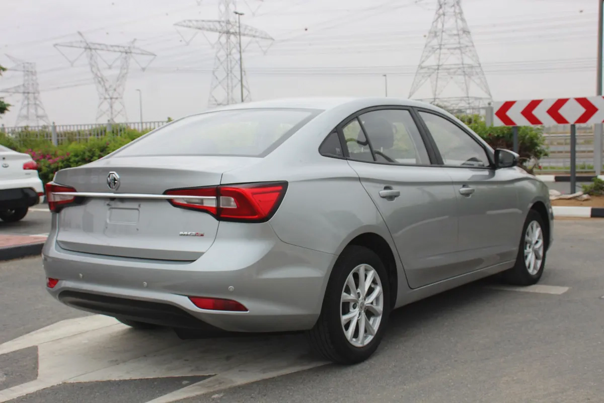 2023 MG 5 GCC | 1.5L | (415 x 60) Loan Minimum salary 4,000*| Warranty|-3-3