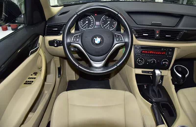 BMW X1 sDrive18i ( 2015 Model ) in Blue ...-10