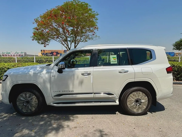 TOYOTA LAND CRUISER VX 3.5 HUBRID MODEL 2026