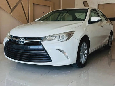 GCC Specs Toyota Camry SE 2017 - Excellent Condition-3