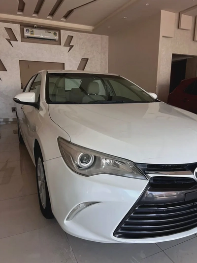 GCC Specs Toyota Camry SE 2017 - Excellent Condition-18
