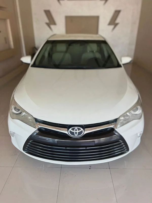GCC Specs Toyota Camry SE 2017 - Excellent Condition