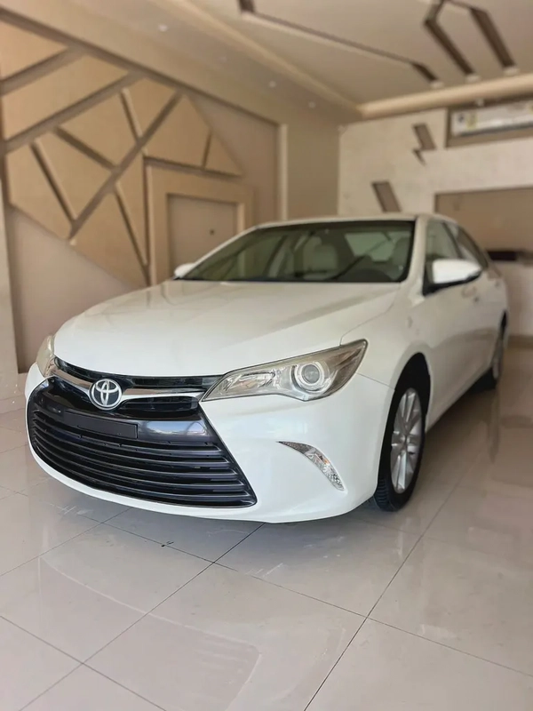 GCC Specs Toyota Camry SE 2017 - Excellent Condition