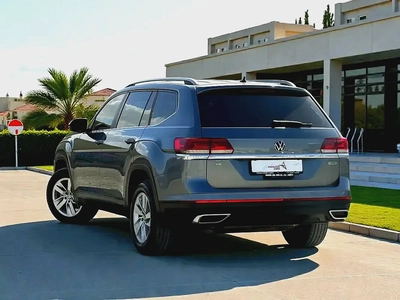 AED 1,040 P.M | 0% DOWN PAYMENT | VW TERAMONT 3.6L V6 | 2022-4