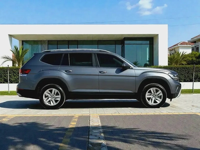 AED 1,040 P.M | 0% DOWN PAYMENT | VW TERAMONT 3.6L V6 | 2022-7