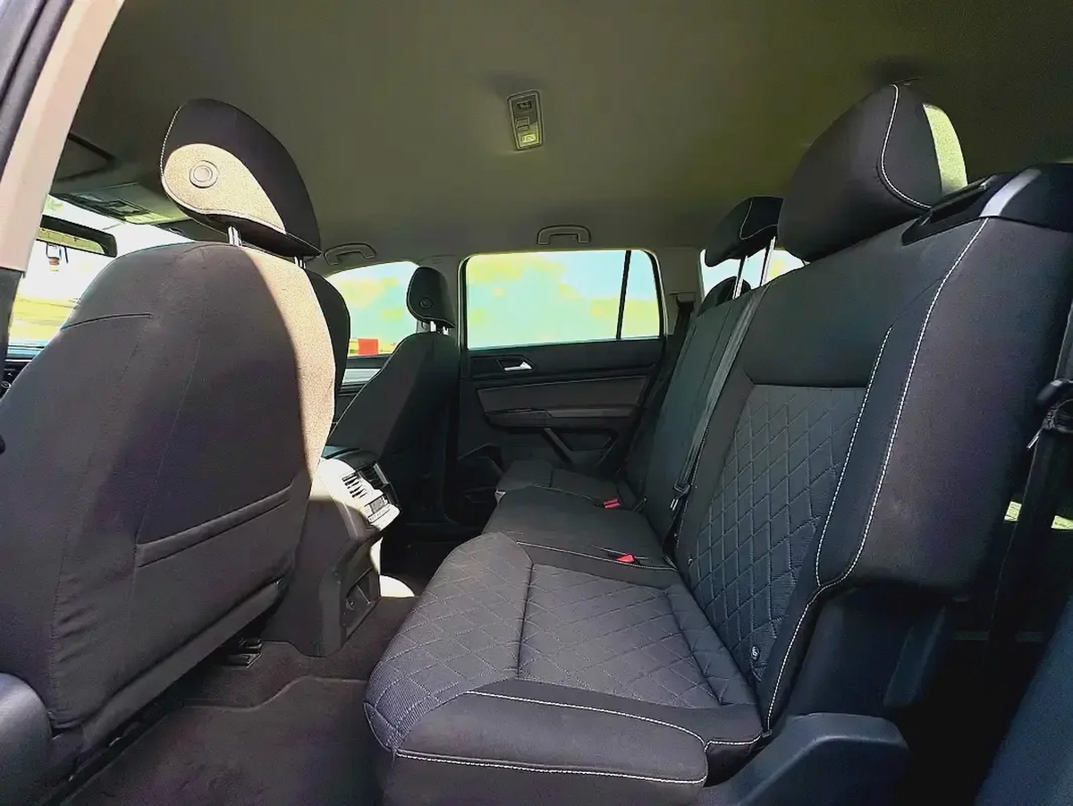 AED 1,040 P.M | 0% DOWN PAYMENT | VW TERAMONT 3.6L V6 | 2022