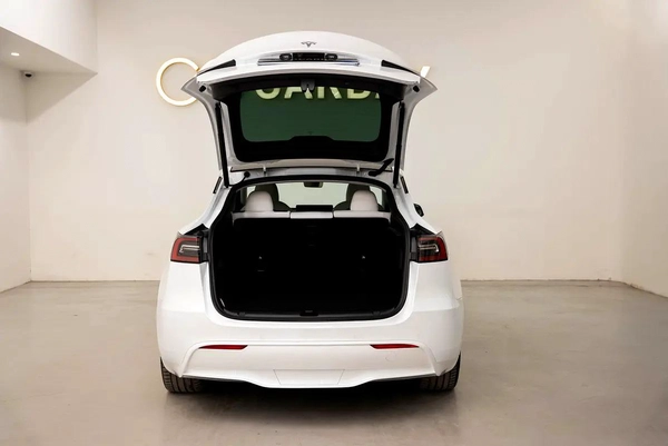 AED 1551 PM | TESLA MODEL-Y | LONG RANGE 2022 | BRAND NEW 0KMS | 5 YEAR WARRANTY SERVICE CONTR