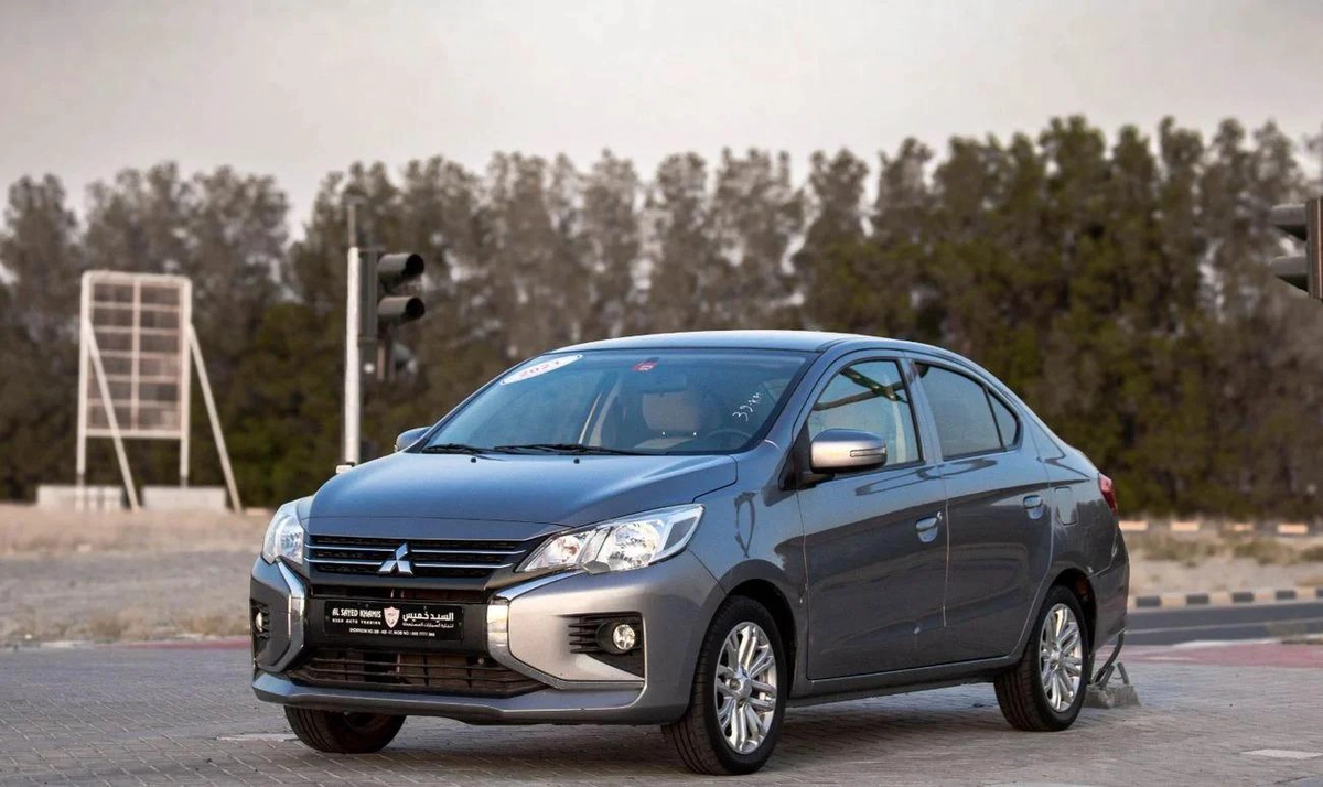 Mitsubishi Attrage GLX Mitsubishi Attrage | 1.2 L | 2021 | GCC | Accident-Free-1-1