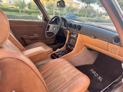 MERCEDES-BENZ 1981-4