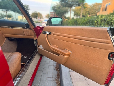 MERCEDES-BENZ 1981-6