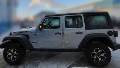 2025 Jeep Wrangler (Gray Color Edition)-3
