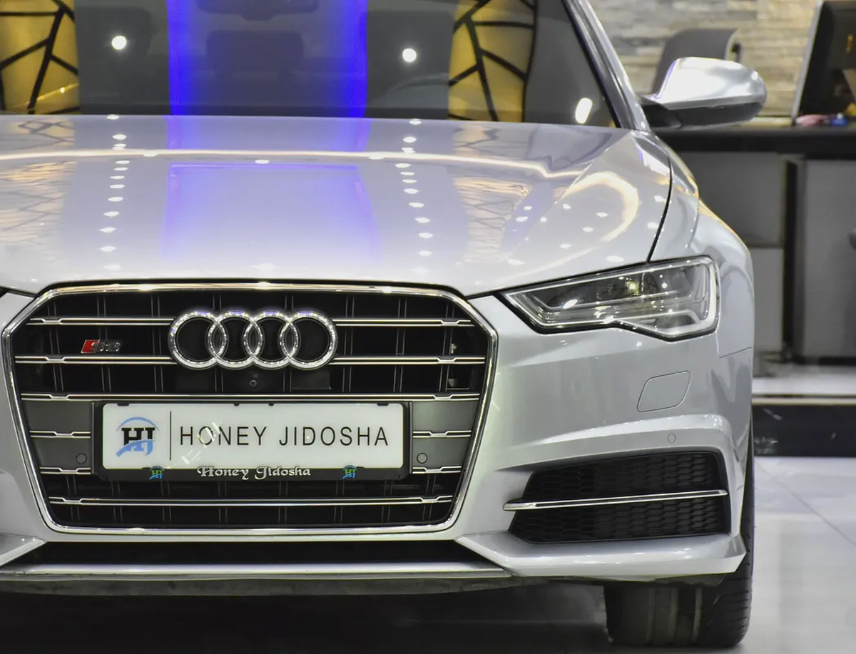 ORIGINAL PAINT ( صبغ وكاله ) Audi S6 V8 TFSi ( 2016 Model ) in Silver Color GCC Specs-3-3