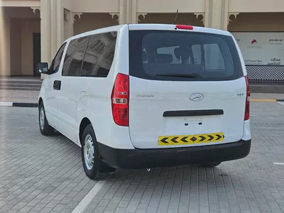Hyundai H1 GL 2020 | GCC Specs | Low Mileage | Premium Condition Perfect For Business-16