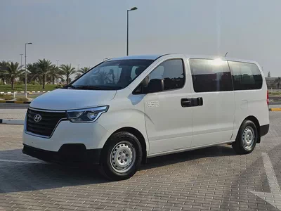 Hyundai H1 GL 2020 | GCC Specs | Low Mileage | Premium Condition Perfect For Business-6