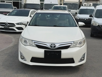 Toyota Camry 2014 Limited White-1
