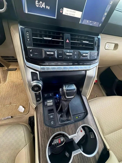 Toyota Land Cruiser 4.0L, 2022, GCC Specs - Pristine Condition-8