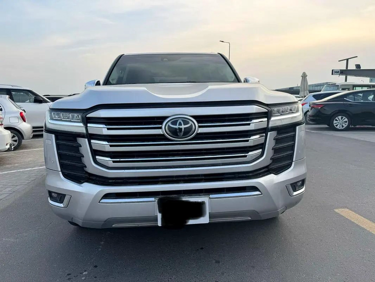 Toyota Land Cruiser 4.0L, 2022, GCC Specs - Pristine Condition-1-1