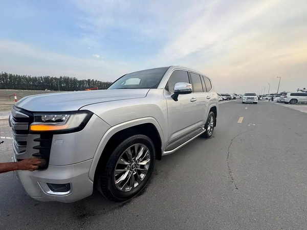 Toyota Land Cruiser 4.0L, 2022, GCC Specs - Pristine Condition