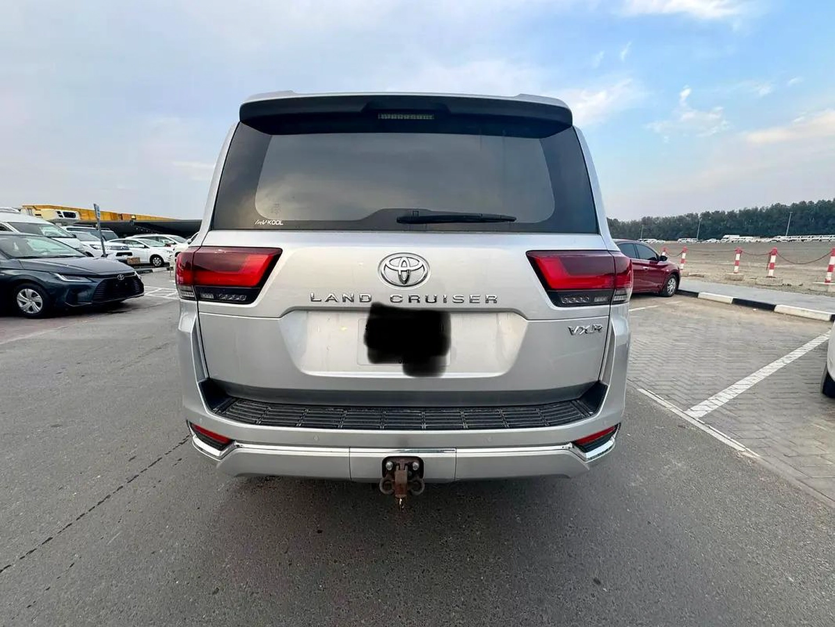 Toyota Land Cruiser 4.0L, 2022, GCC Specs - Pristine Condition-10-10