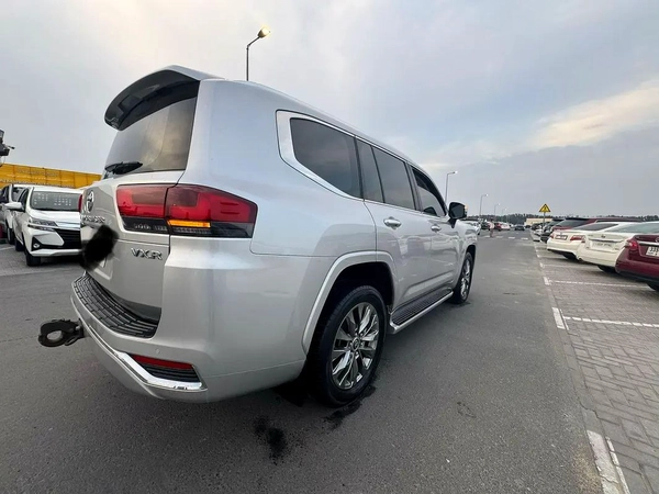 Toyota Land Cruiser 4.0L, 2022, GCC Specs - Pristine Condition