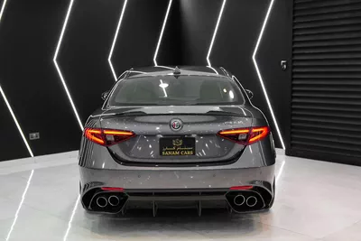 Alfa Romeo Giulia Quadrifoglio-5
