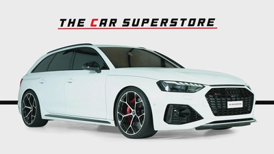 Audi RS4 B9 Competition | Very High Option | Audi Warranty & Service | Full Carbon Package-1