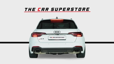 Audi RS4 B9 Competition | Very High Option | Audi Warranty & Service | Full Carbon Package-6