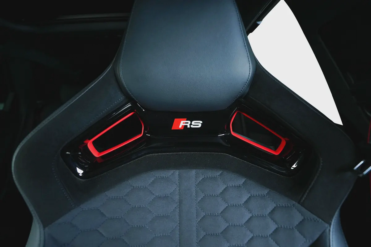 Audi RS4 B9 Competition | Very High Option | Audi Warranty & Service | Full Carbon Package-19-19