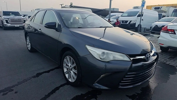 Toyota Camry GLX 2016 - GCC Specs - Excellent Condition