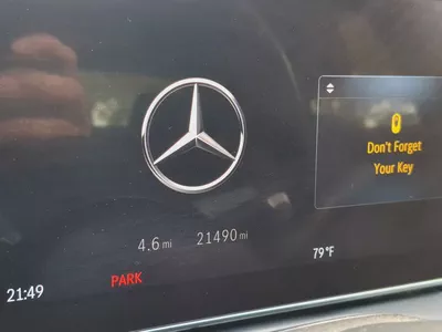 Mercedes-Benz C300 AMG 2023 full option-15