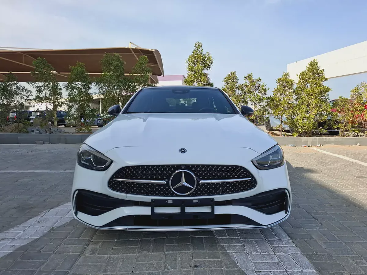 Mercedes-Benz C300 AMG 2023 full option-1-1