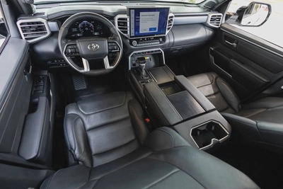 Toyota Tundra-1