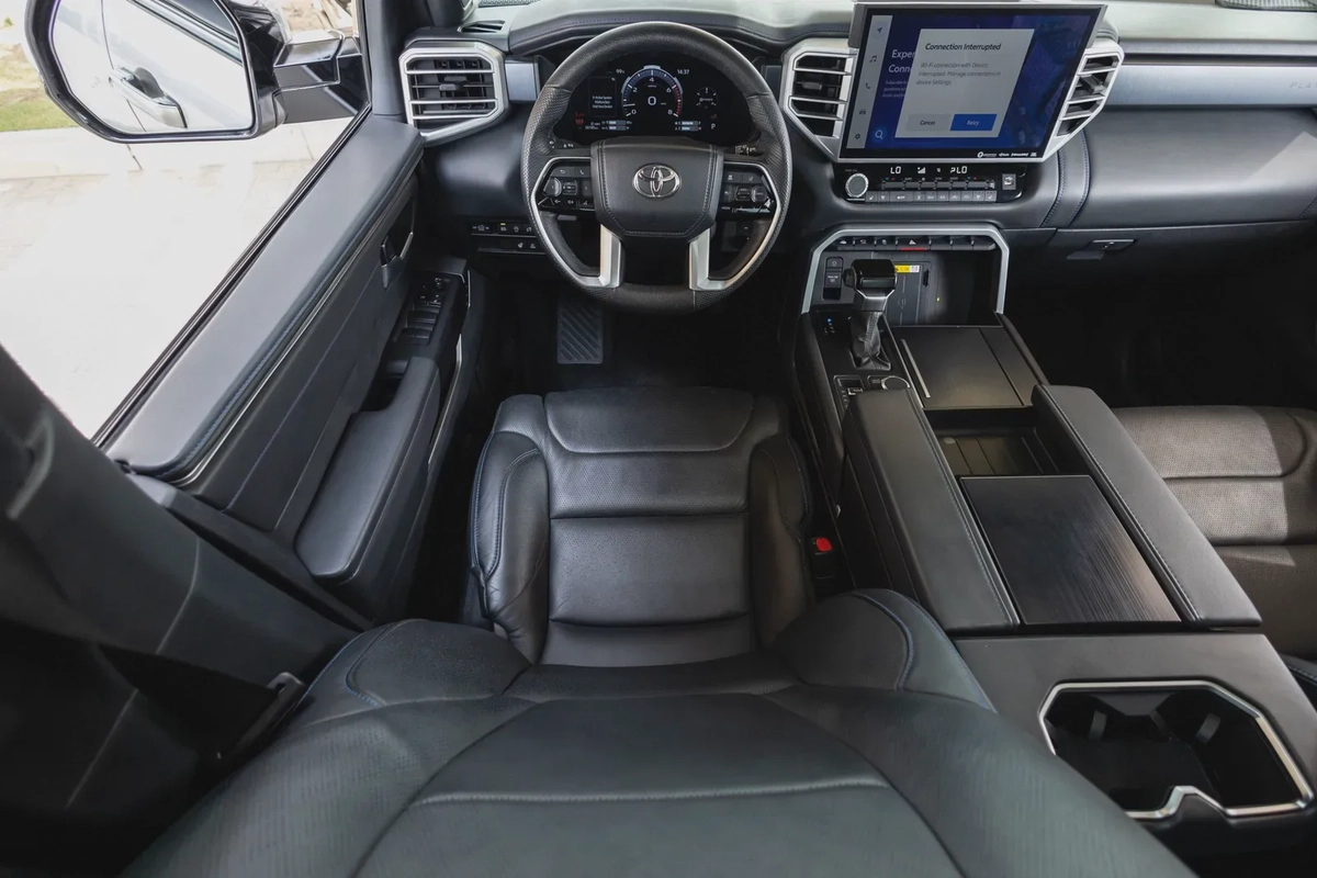 Toyota Tundra-10-10