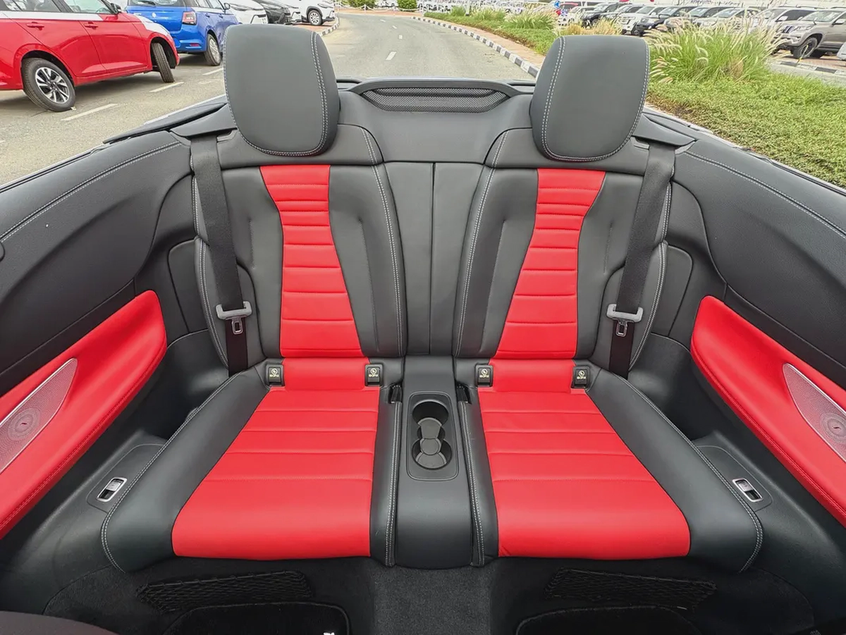 Mercedes-Benz E-Class E400 2018 Convertebal auction Grade 4.5/B- Japanese Specs-10-10