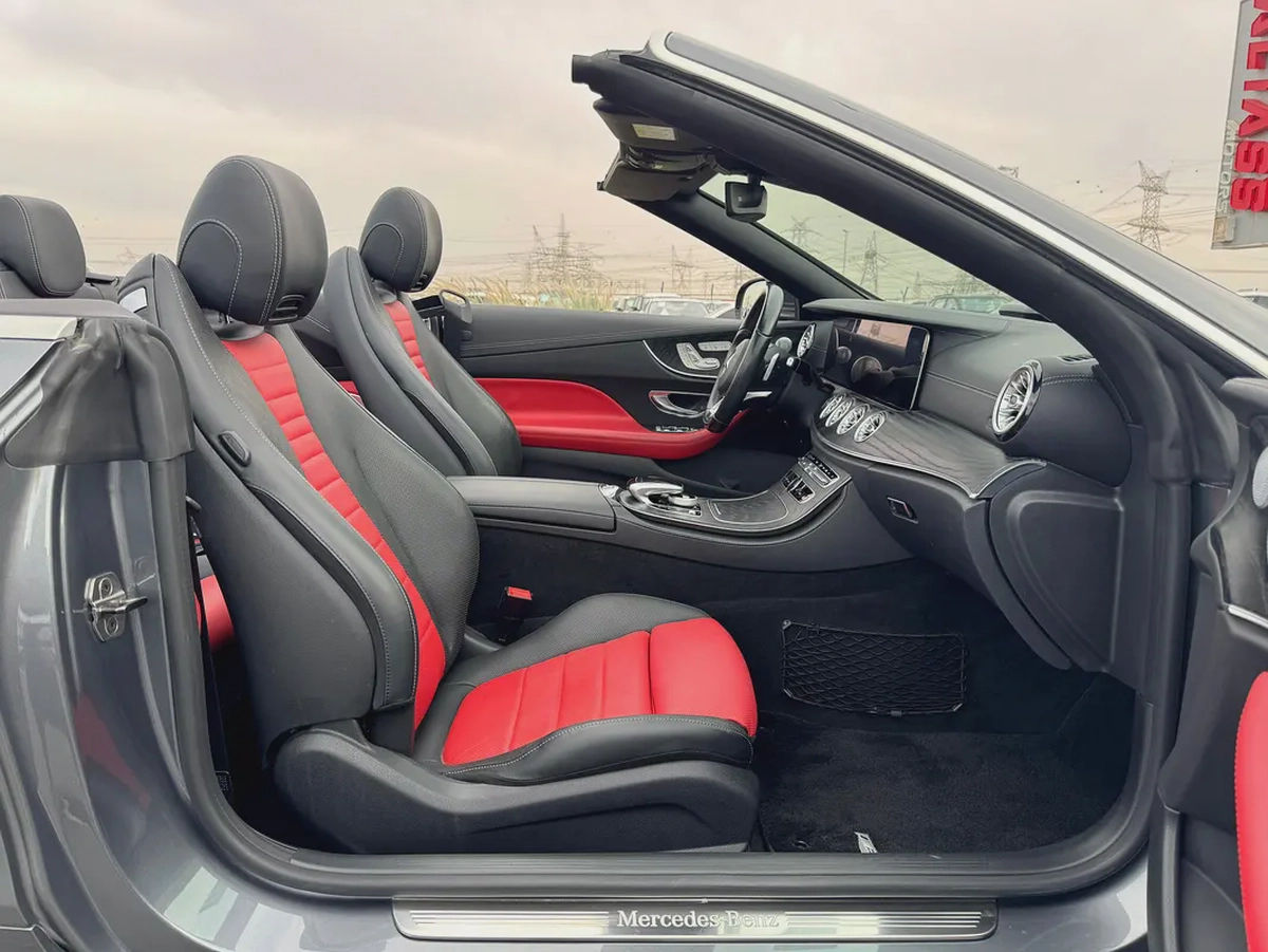 Mercedes-Benz E-Class E400 2018 Convertebal auction Grade 4.5/B- Japanese Specs-12-12