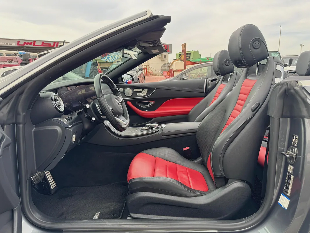 Mercedes-Benz E-Class E400 2018 Convertebal auction Grade 4.5/B- Japanese Specs-13-13