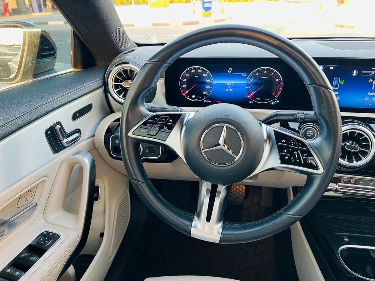 Mercedes Benz CLA250 PREMIUM PLUS Premium + 2.0L-1-1