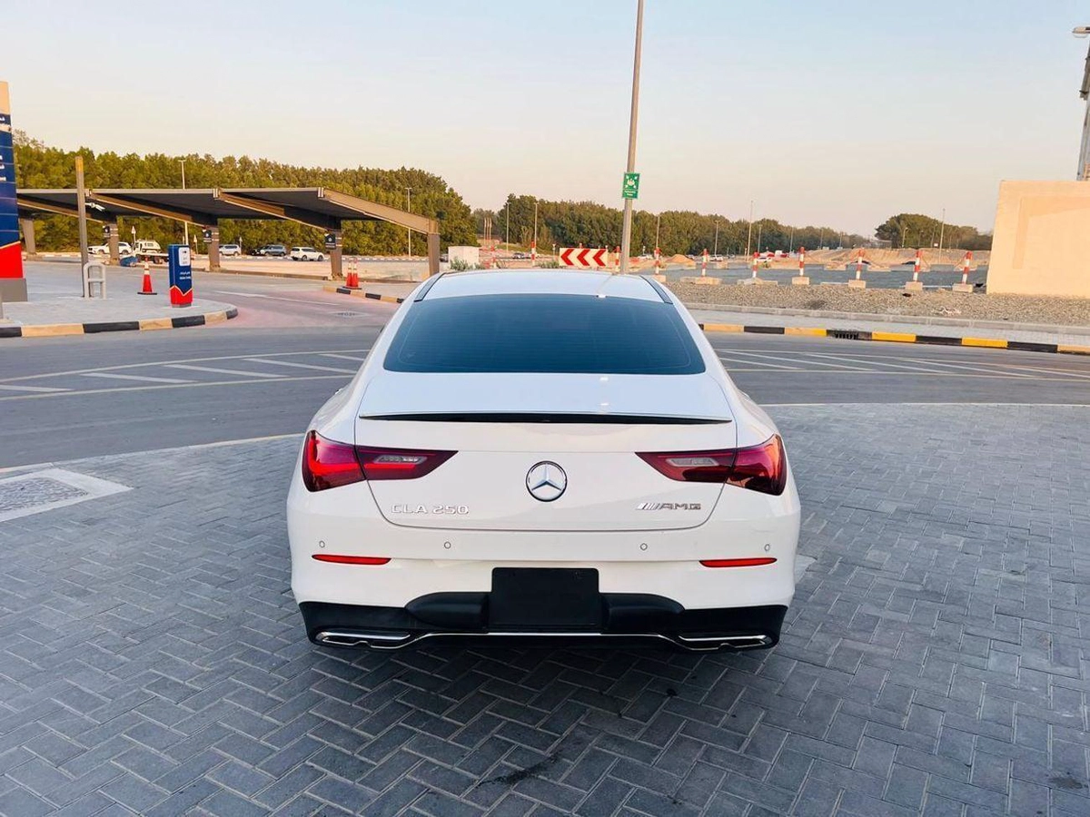 Mercedes Benz CLA250 PREMIUM PLUS Premium + 2.0L-2-2
