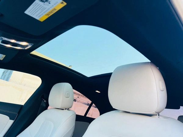 Mercedes Benz CLA250 PREMIUM PLUS Premium + 2.0L